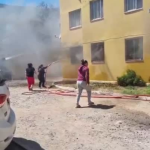 LLAY LLAY: [VIDEO] Incendio afecta a departamento en condominio Puertas del Sol