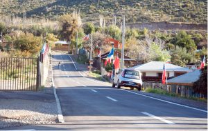 LOS ANDES: Habitantes de Villas Los Peumos y Aconcagua mejoran su seguridad vial gracias a proyecto de riego asfáltico de Codelco Andina