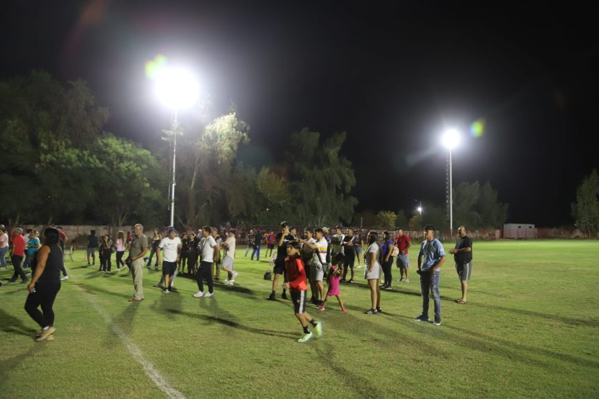 SAN ESTEBAN: San Esteban ilumina la cancha del CD Independiente de Lo Calvo