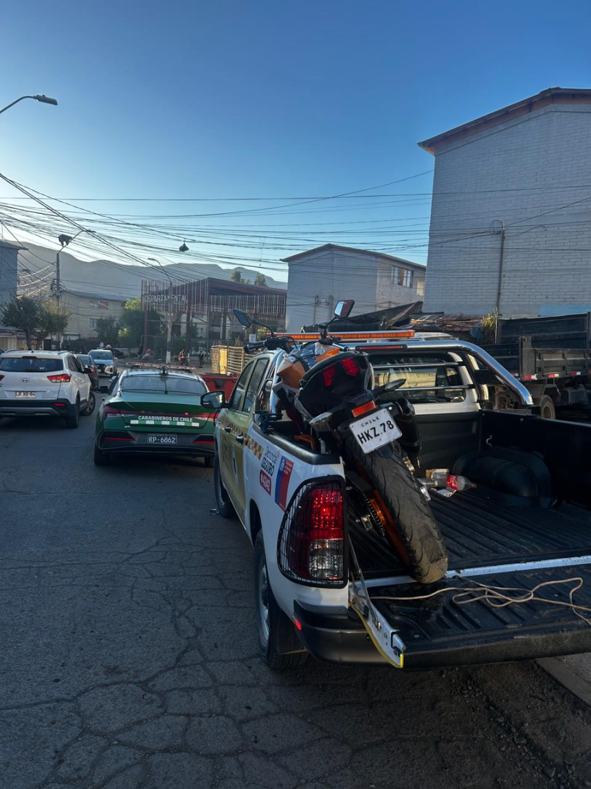 SAN FELIPE: Carabineros recupera motocicleta robada y detiene a dos sujetos en Av. Costanera