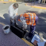LOS ANDES: Municipalidad mantiene limpieza preventiva de sumideros ante llegada del invierno