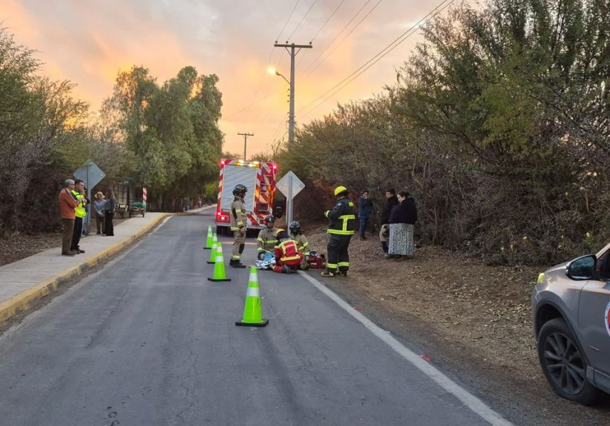 SANTA MARÍA: Mujer quedó grave tras accidente en moto: conductor escapó y la abandonó en el lugar