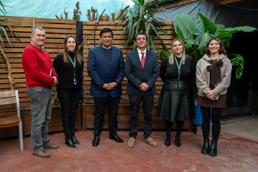 SANTA MARÍA: Alcalde Claudio Zurita busca agilizar proyectos habitacionales tras reunión con el MINVU