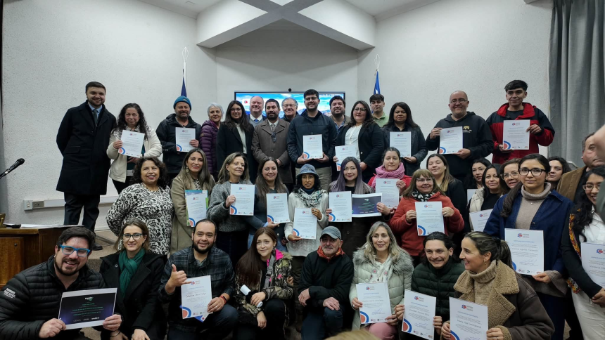 SAN FELIPE: 39 participantes se certifican tras completar Academia de Turismo del Valle de Aconcagua