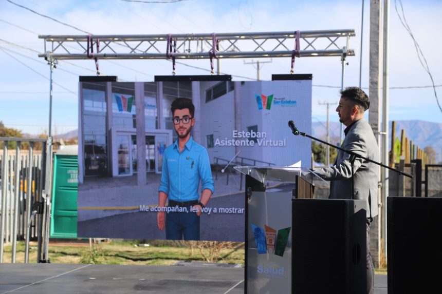 SAN ESTEBAN: San Esteban marca un hito en salud con el lanzamiento de "Esteban", su asistente virtual basado en inteligencia artificial