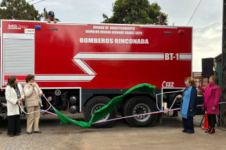 RINCONADA: Bomberos de Rinconada recibe oficialmente nuevo camión aljibe de gran caudal para fortalecer respuesta ante emergencias