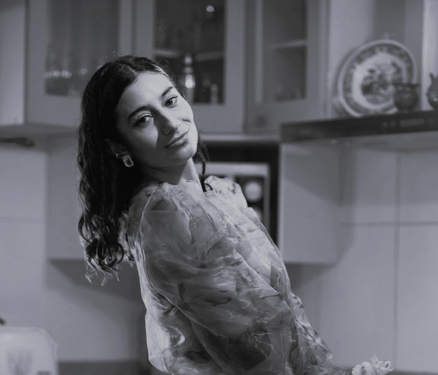 LLAY LLAY: Cantante del Valle de Aconcagua representa a Chile en residencia artística entre Chile y España