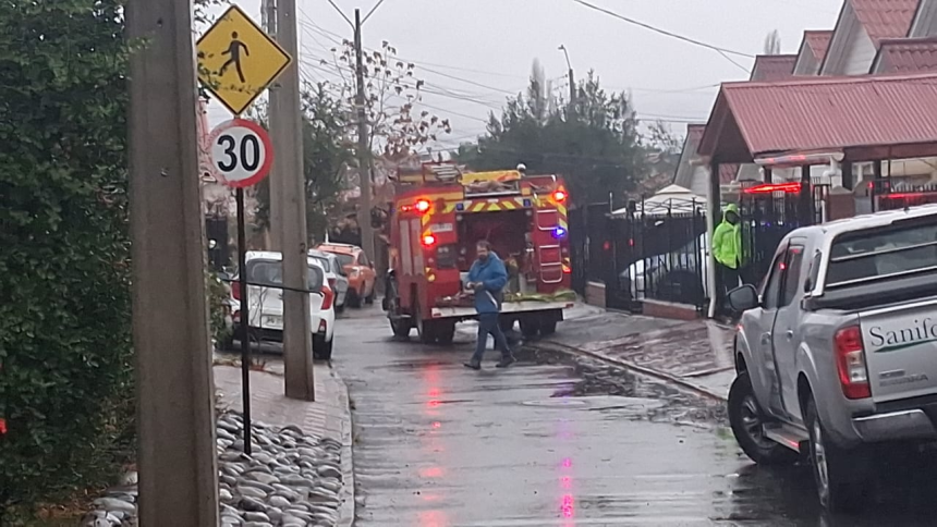 LOS ANDES: [AUDIO] Bomberos controla incendio registrado esta mañana en Villa Los Portones