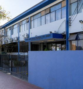 LOS ANDES: Retiro anticipado de estudiantes por problemas con la alimentación genera molestia entre apoderados del Liceo Max Salas