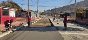 LLAY LLAY: Llay Llay renueva transitada intersección con recursos obtenidos por buena gestión municipal