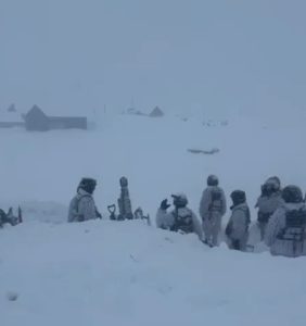 LOS ANDES: [VIDEO] Ejército realiza control preventivo de avalanchas en Portillo tras intensas nevadas