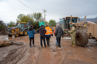 SANTA MARÍA: Continúan las labores para recuperar la conectividad en el sector Miraflores de Santa María