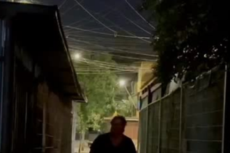 SAN FELIPE: [VIDEO] Instalan 44 focos fotovoltaicos para mejorar la seguridad de familias de Villa Departamental