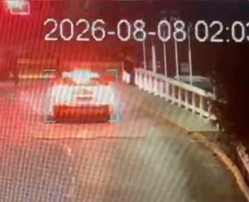 SAN FELIPE: [VIDEO] Inspectores municipales de San Felipe evitaron trágico desenlace tras auxiliar a mujer en Puente El Rey