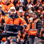 CODELCO: El especial casco minero que recibió el Presidente José Antonio Kast durante su visita a Codelco Andina