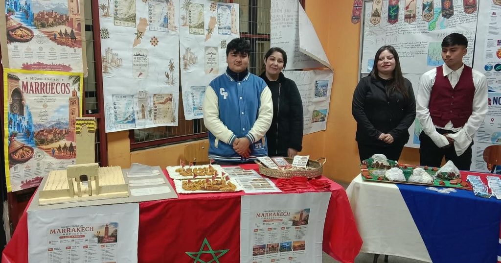 SAN ESTEBAN: Sabores del Mundo fue el plato fuerte de la semana Técnico-Profesional en el liceo San Esteban 2 SAN ESTEBAN: Sabores del Mundo fue el plato fuerte de la semana Técnico-Profesional en el liceo San Esteban