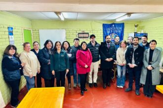 CATEMU: CORE Maricel Martínez, alcalde Rodrigo Díaz y concejal Guillermo Vásquez se reúnen con autoridades y comunidades educativas por malos olores que afectaron al centro de Catemu