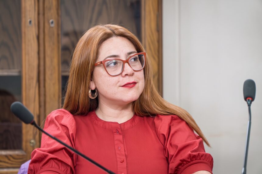NACIONAL:“Casi 1.900 cargos menos y recorte de horas docentes”: Diputada Bello cuestiona ajuste a los SLEP en Presupuesto 2027