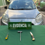 SAN FELIPE: Tres sujetos fueron detenidos en estacionamientos de supermercado tras alerta por intento de abrir vehículos