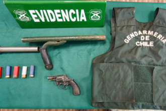 PUTAENDO: Detienen a hombre tras encontrar armas, municiones y equipamiento de Gendarmería en taller mecánico de Quebrada Herrera